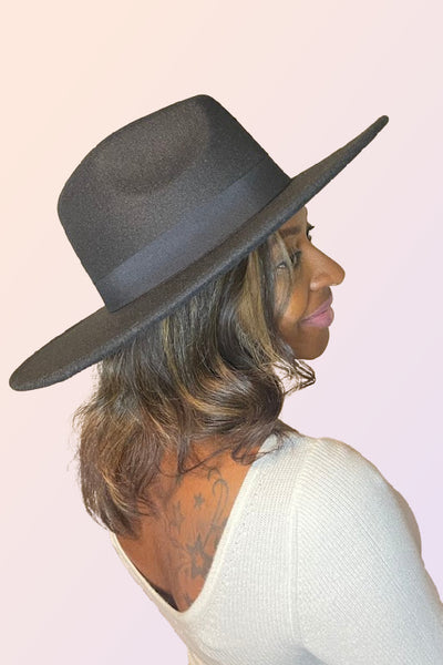 SAVVYVILLE WIDE BRIM PANAMA HAT